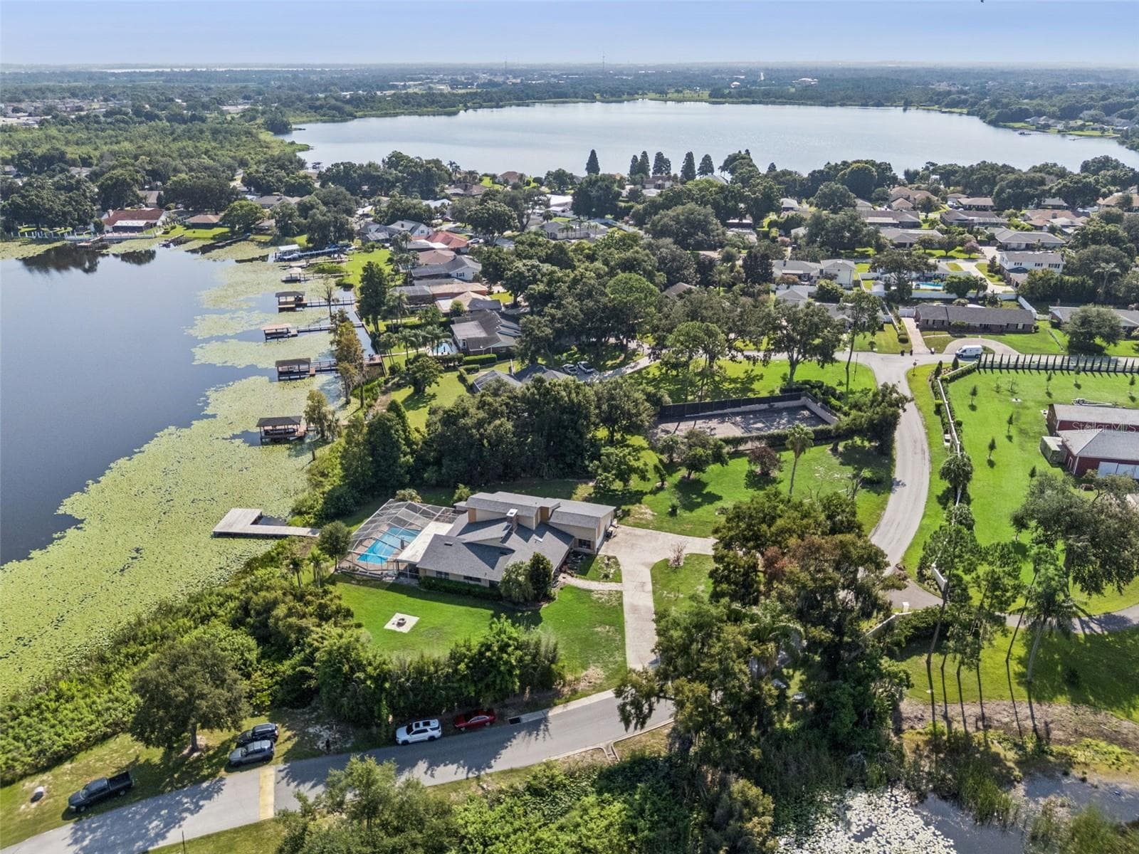 Surrounded by lakes! - 25 LAKEWOOD CSWY, WINTER HAVEN