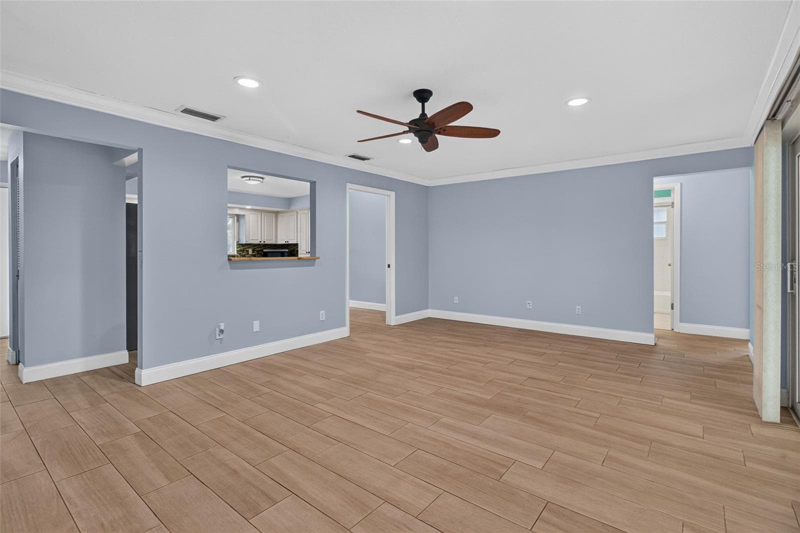 Single Family Residence at 12499 82ND TER, SEMINOLE, photo 6 of 29