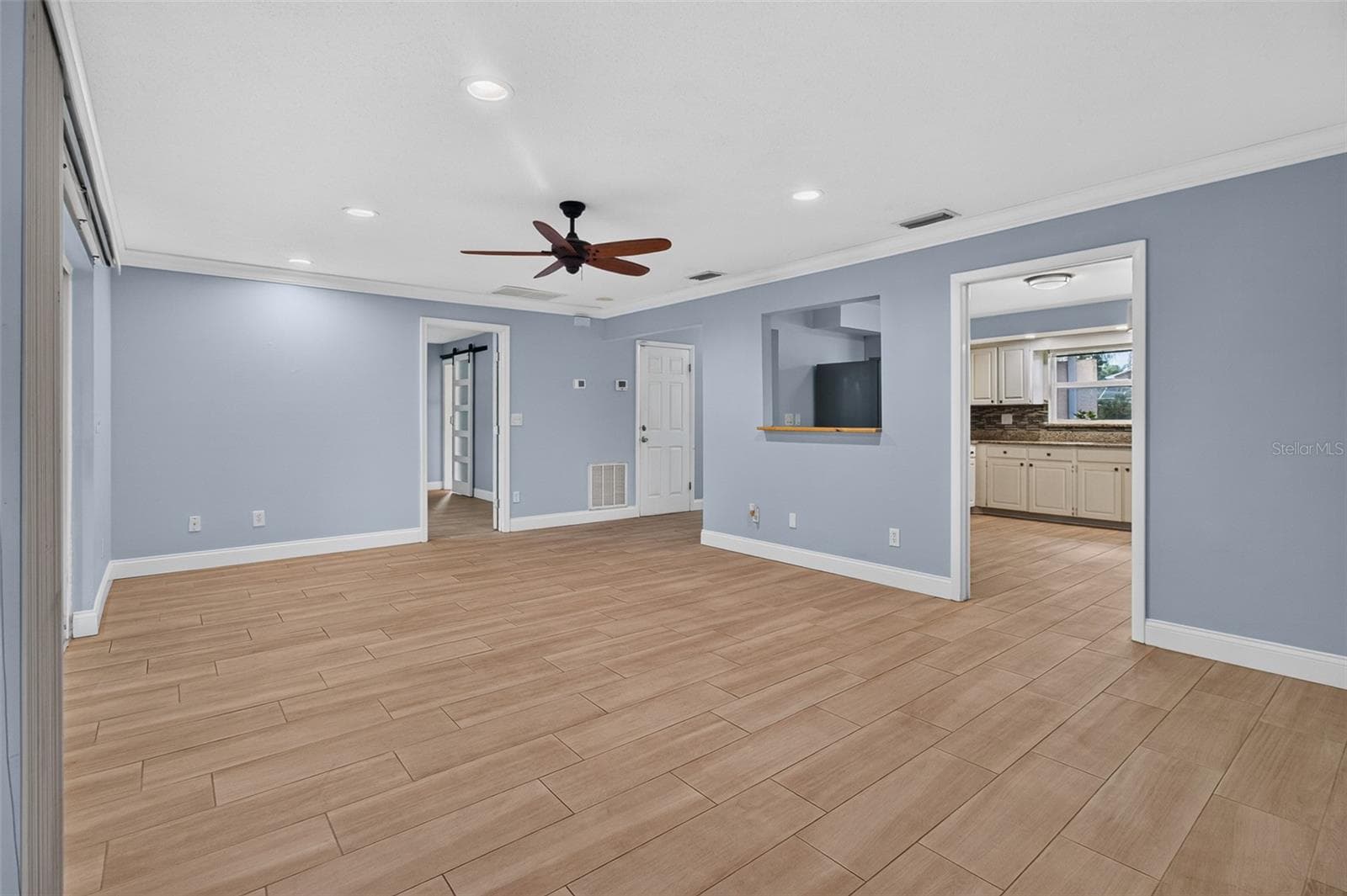 Single Family Residence at 12499 82ND TER, SEMINOLE, photo 16 of 29