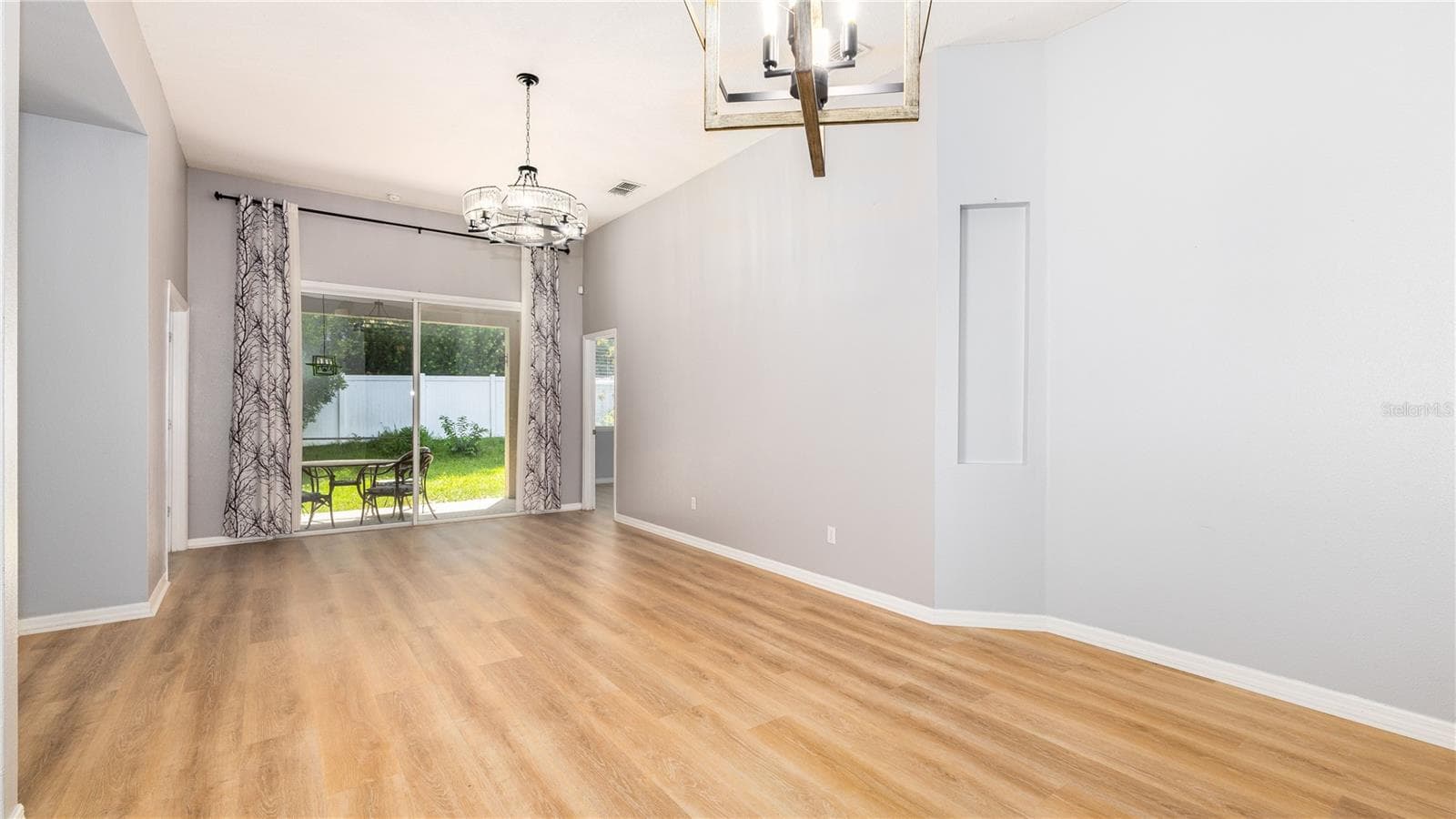 Single Family Residence at 646 ARBOR POINTE AVE, MINNEOLA, photo 10 of 37