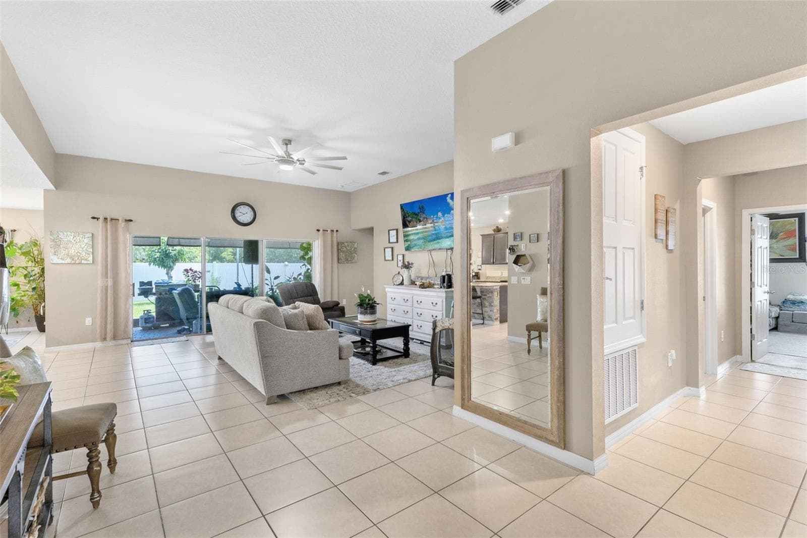 Single Family Residence at 394 BLUE LAKE CIR, KISSIMMEE, photo 3 of 26