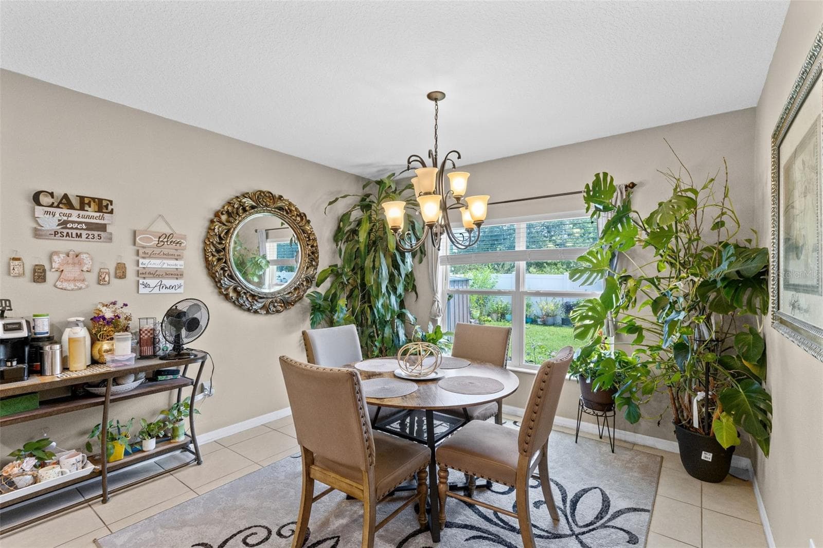 Single Family Residence at 394 BLUE LAKE CIR, KISSIMMEE, photo 8 of 26