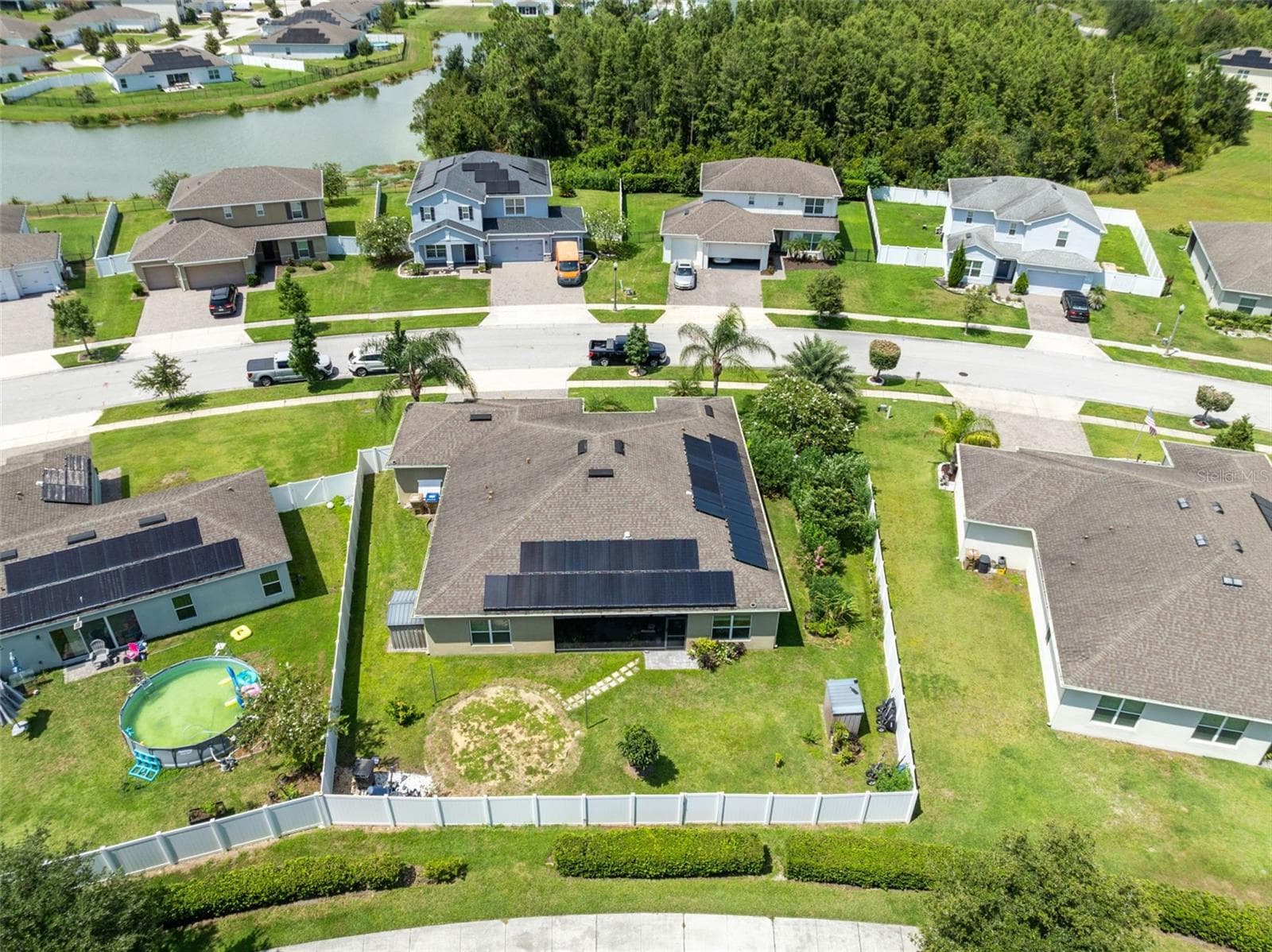 Single Family Residence at 394 BLUE LAKE CIR, KISSIMMEE, photo 24 of 26