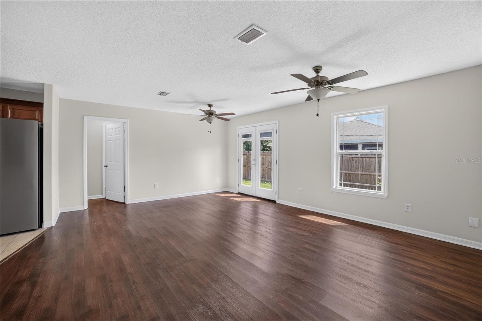Single Family Residence at TRIANGLE PARK, LAKE CITY, photo 7 of 33
