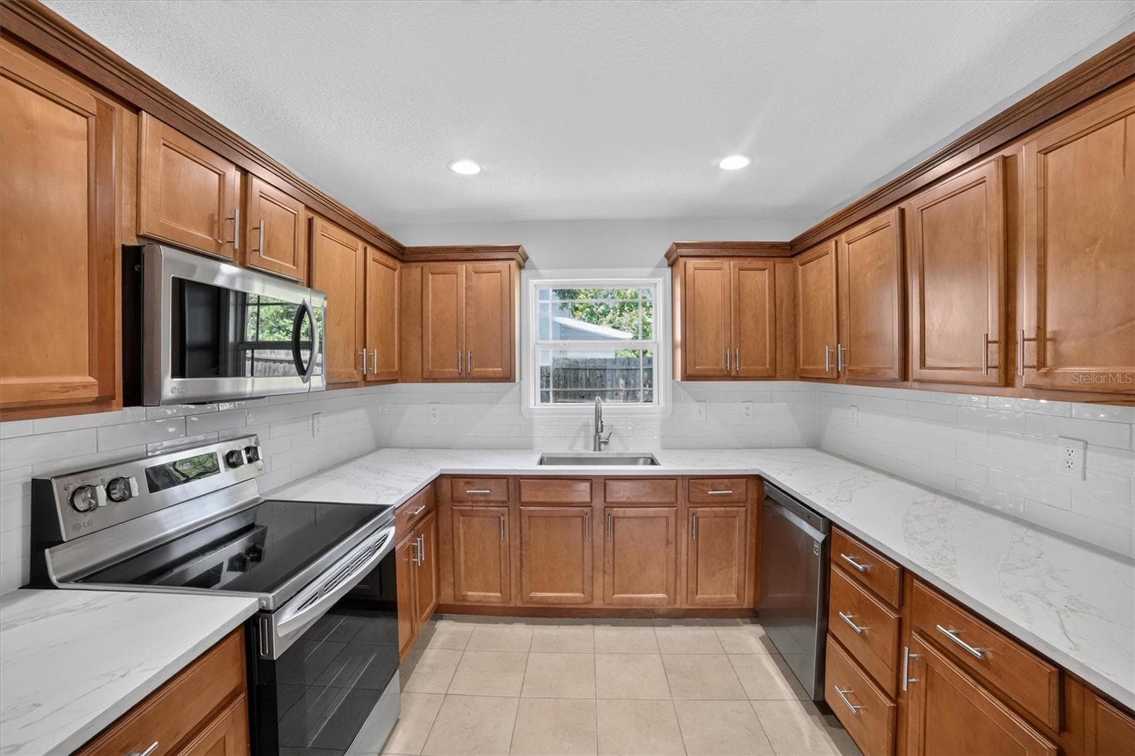 Single Family Residence at TRIANGLE PARK, LAKE CITY, photo 11 of 33