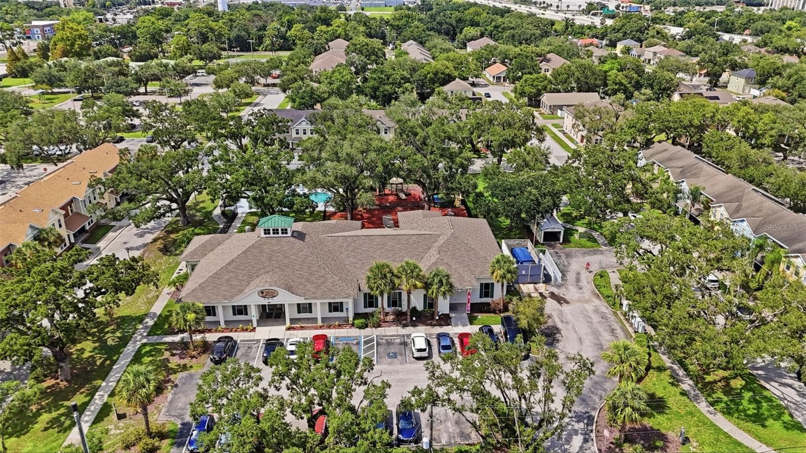 Community Center - 205 E KIRBY ST, TAMPA
