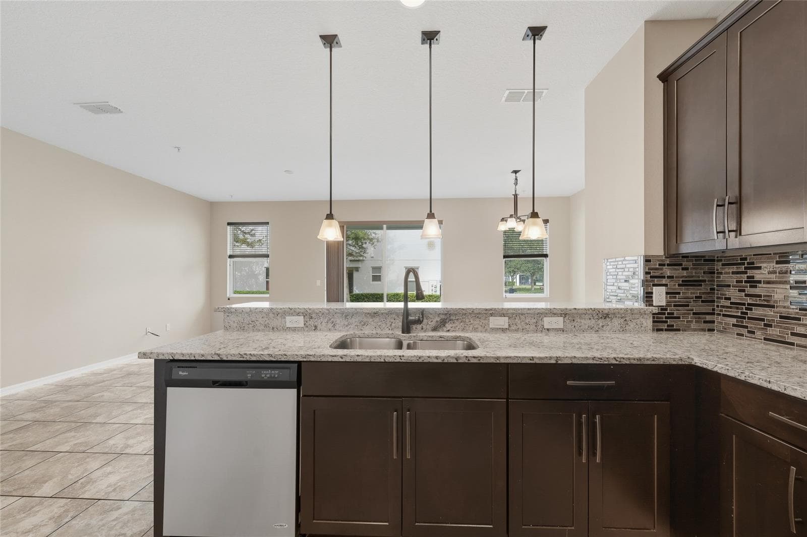 Townhouse at 15613 ORANGE HARVEST LOOP, WINTER GARDEN, photo 6 of 25
