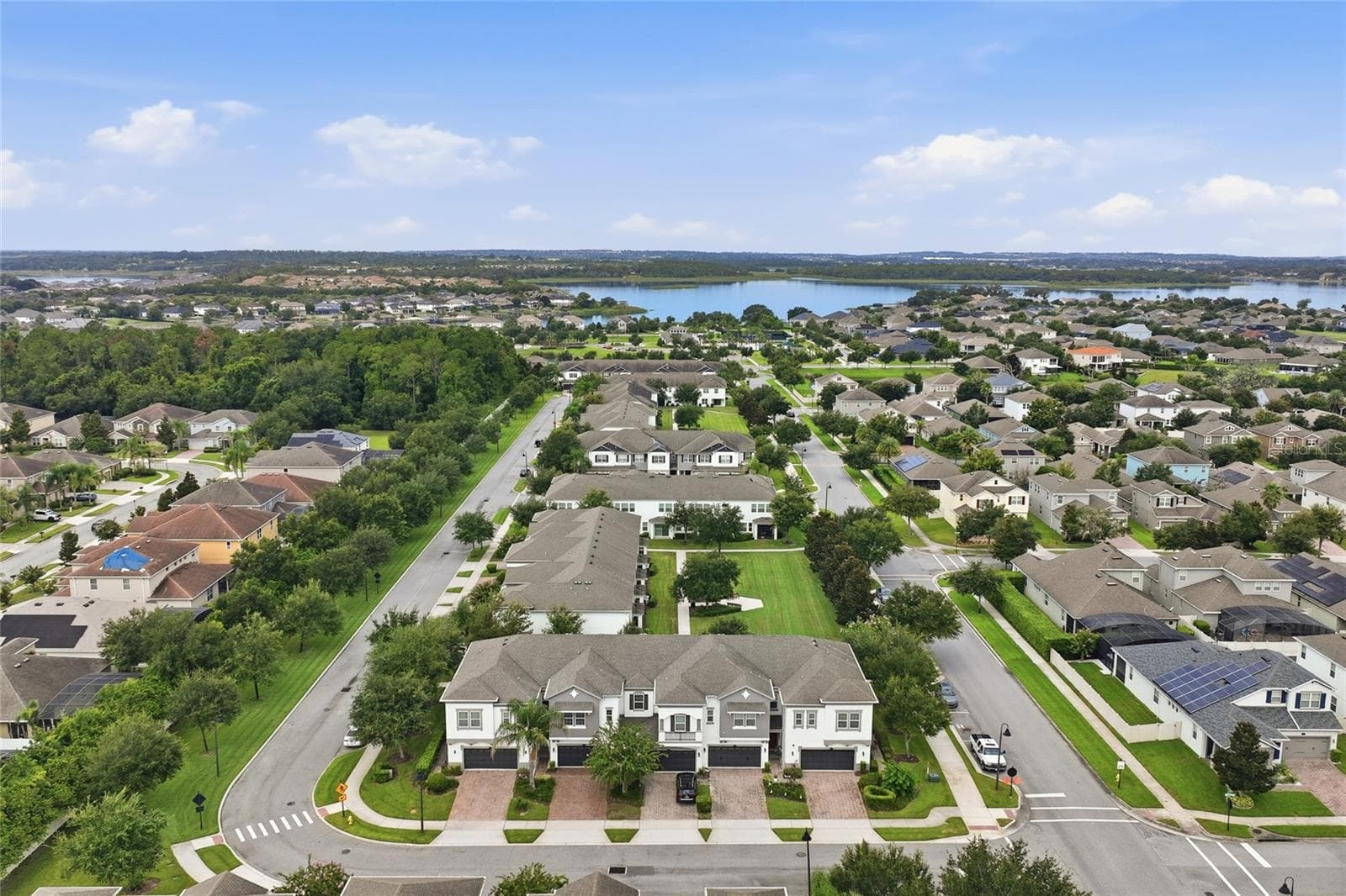 Townhouse at 15613 ORANGE HARVEST LOOP, WINTER GARDEN, photo 2 of 25