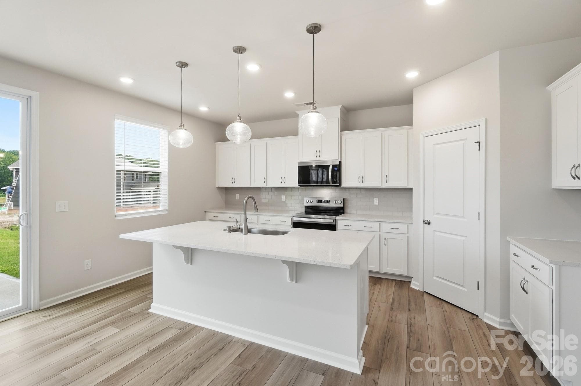 Single Family Residence at 2805 Westmont Drive, Gastonia, photo 16 of 48