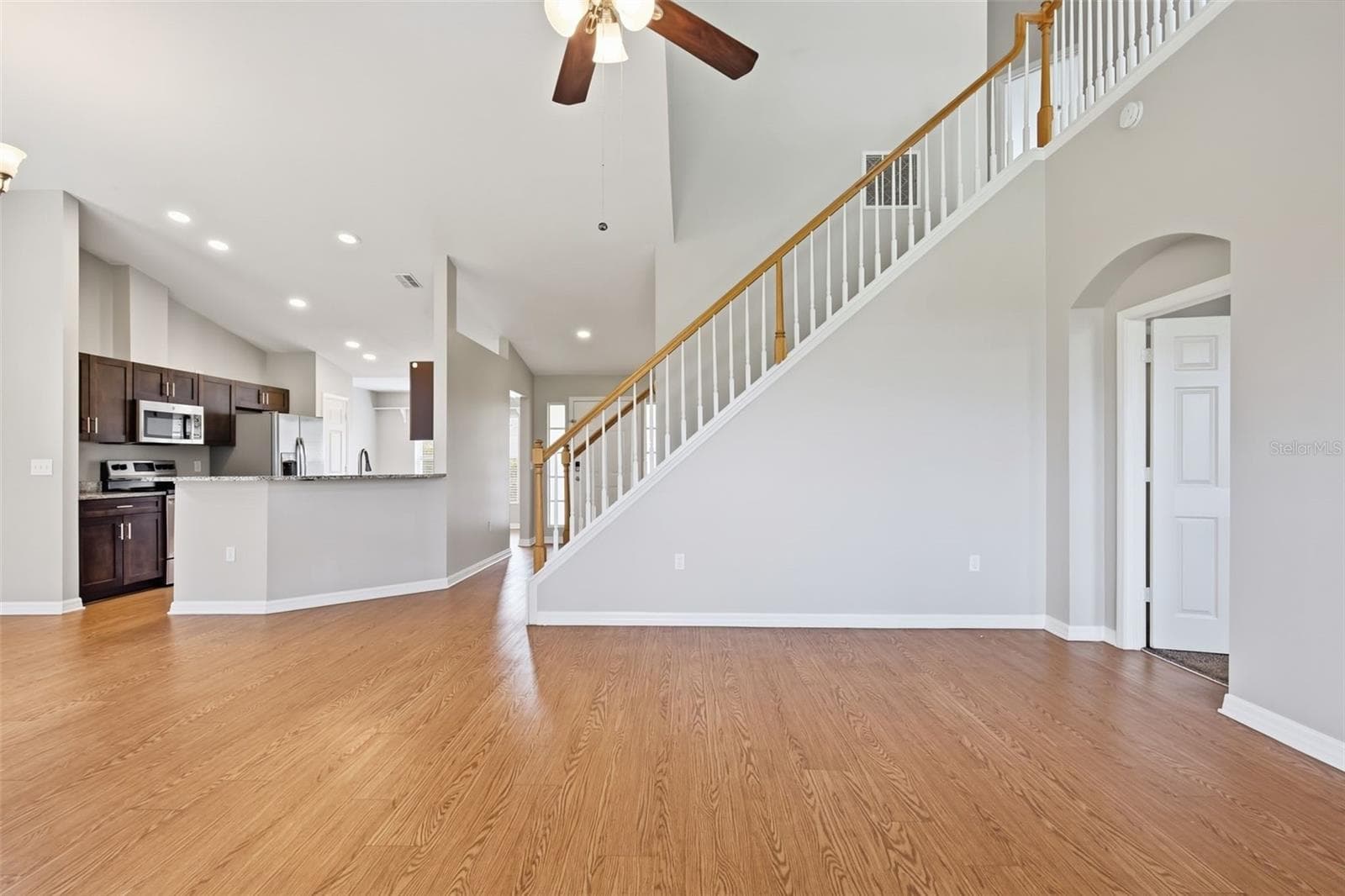 Single Family Residence at 7444 MOORGATE CT, NEW PORT RICHEY, photo 6 of 32