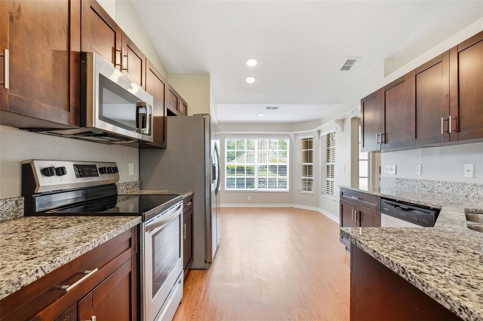 Single Family Residence at 7444 MOORGATE CT, NEW PORT RICHEY, photo 11 of 32