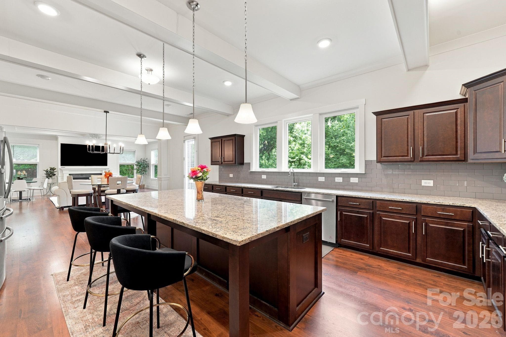 Single Family Residence at 1310 Bershire Lane, Charlotte, photo 10 of 48