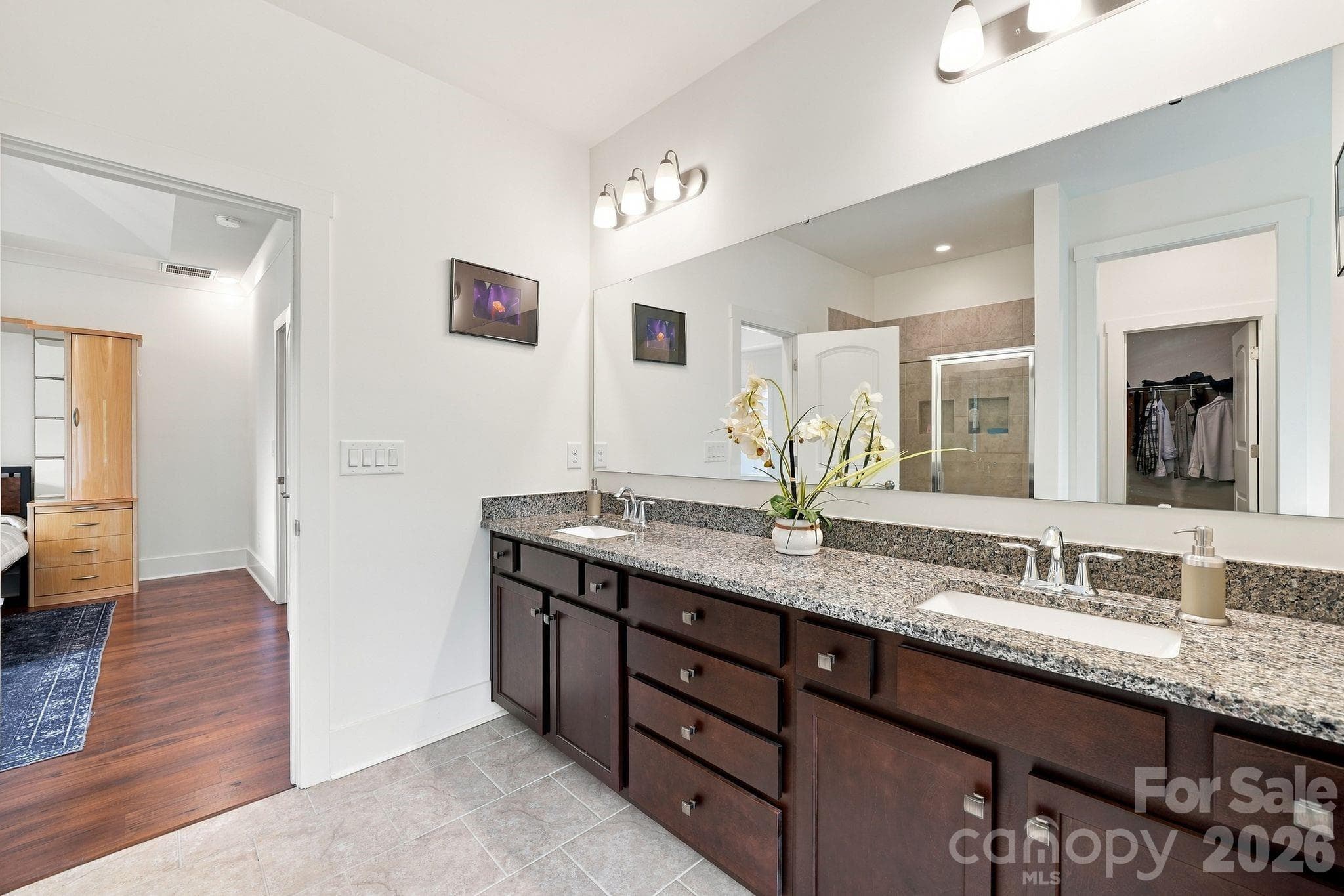 Single Family Residence at 1310 Bershire Lane, Charlotte, photo 19 of 48