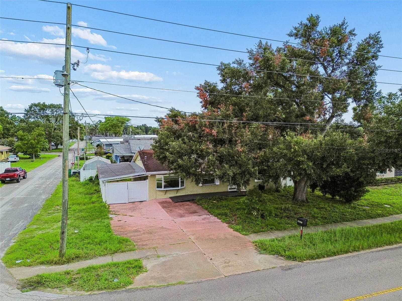 Single Family Residence at 38621 NORTH AVE, ZEPHYRHILLS, photo 2 of 79