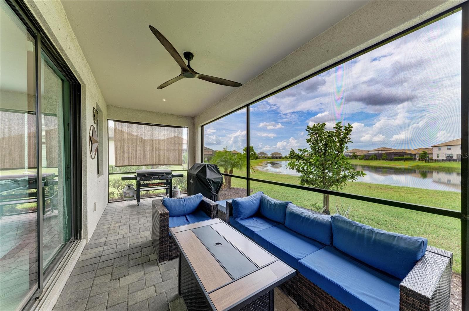 Single Family Residence at 5212 BLUE CRUSH ST, LAKEWOOD RANCH, photo 43 of 66
