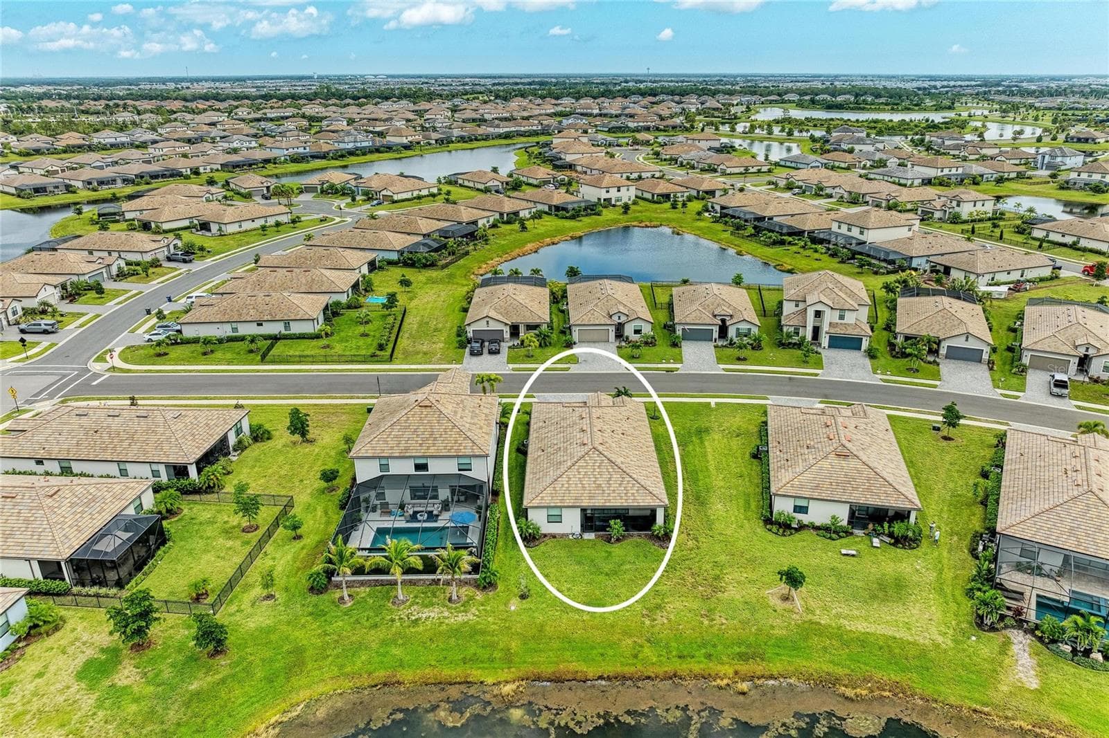 Single Family Residence at 5212 BLUE CRUSH ST, LAKEWOOD RANCH, photo 47 of 66