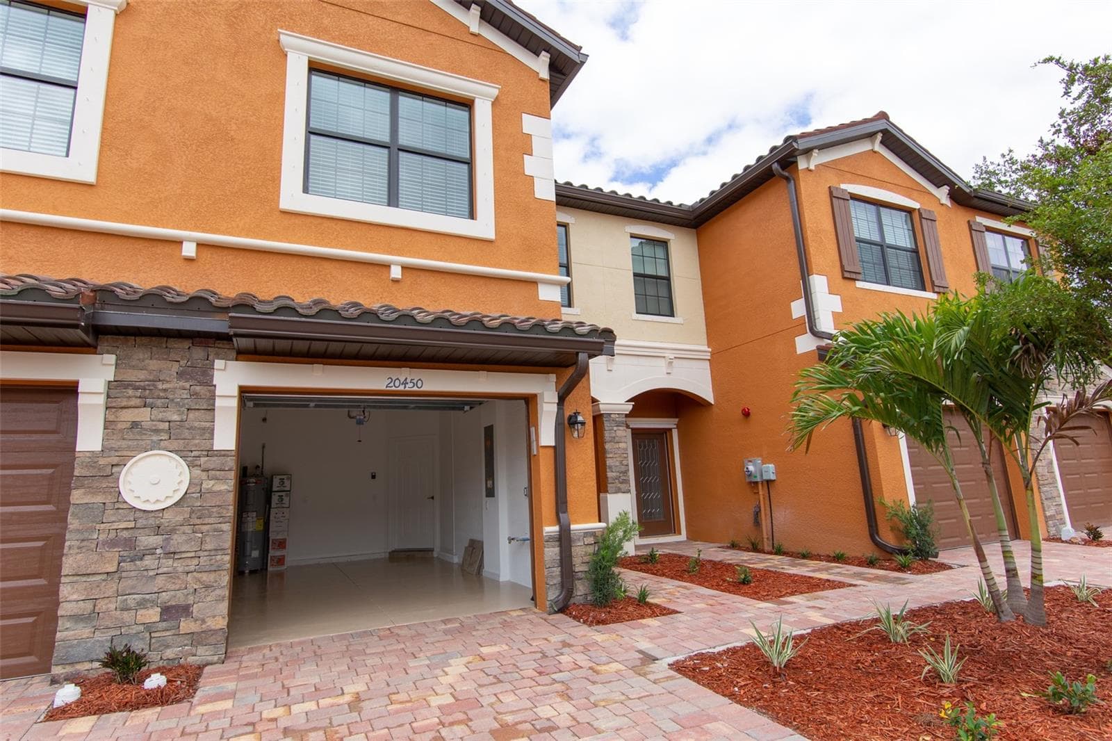 Townhouse at 20450 LAGENTE CIR, VENICE, photo 2 of 52