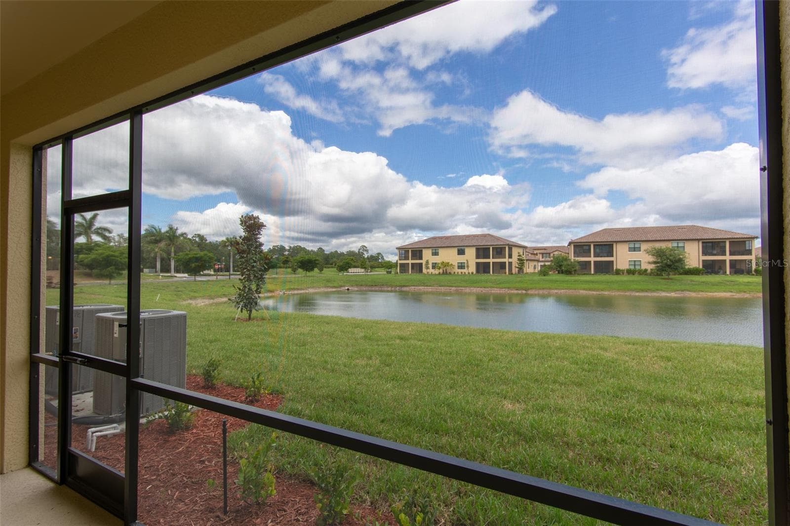 Townhouse at 20450 LAGENTE CIR, VENICE, photo 41 of 52