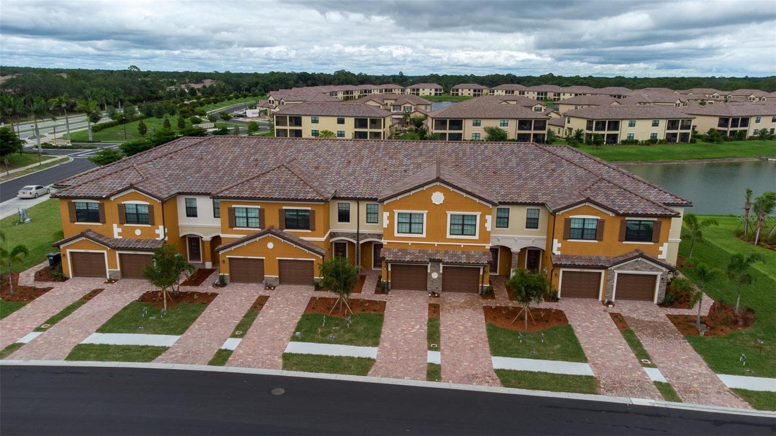 Townhouse at 20450 LAGENTE CIR, VENICE, photo 44 of 52