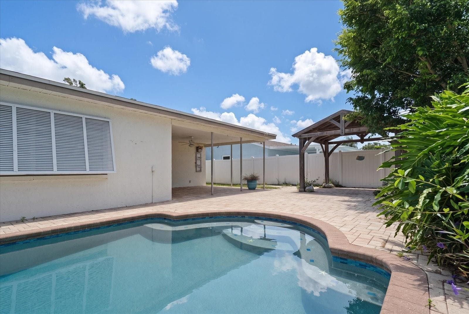 Virtually enhanced - 10928 118TH ST, SEMINOLE