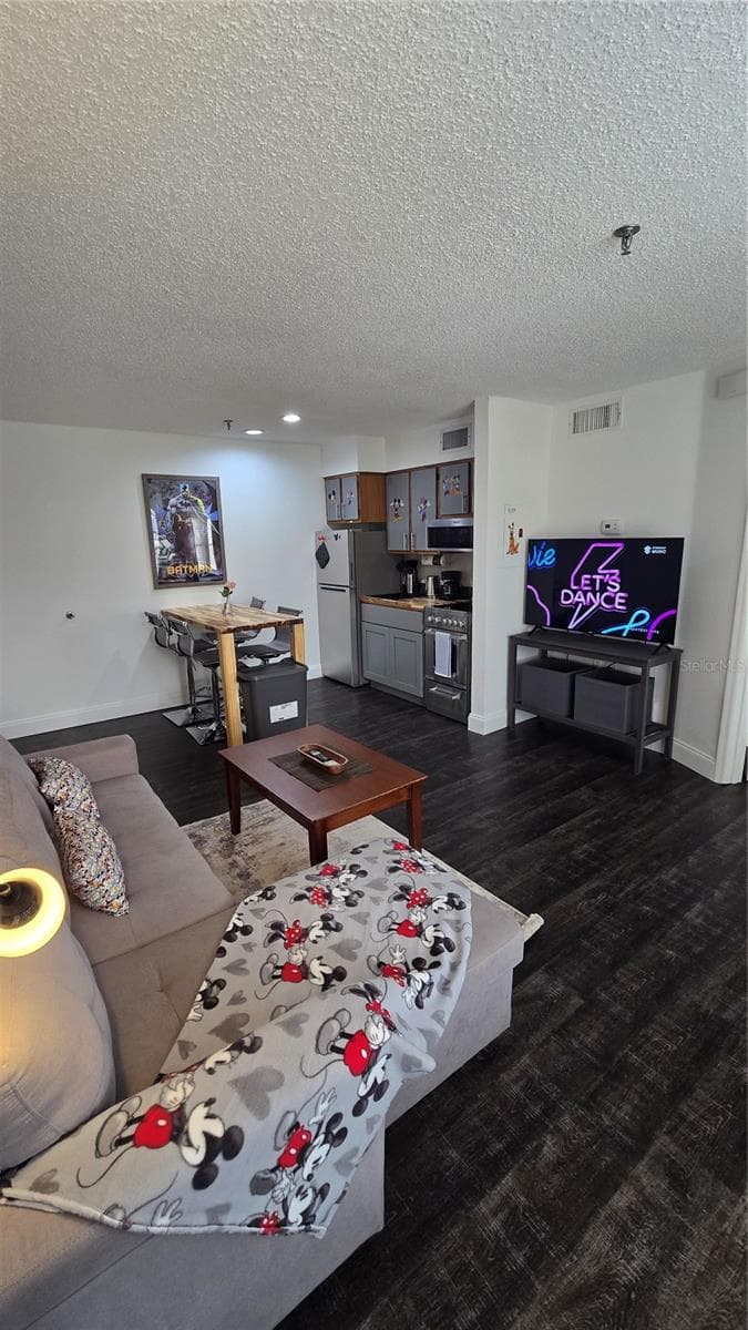 Condominium at 3100 PARKWAY BLVD #123, KISSIMMEE, photo 8 of 27