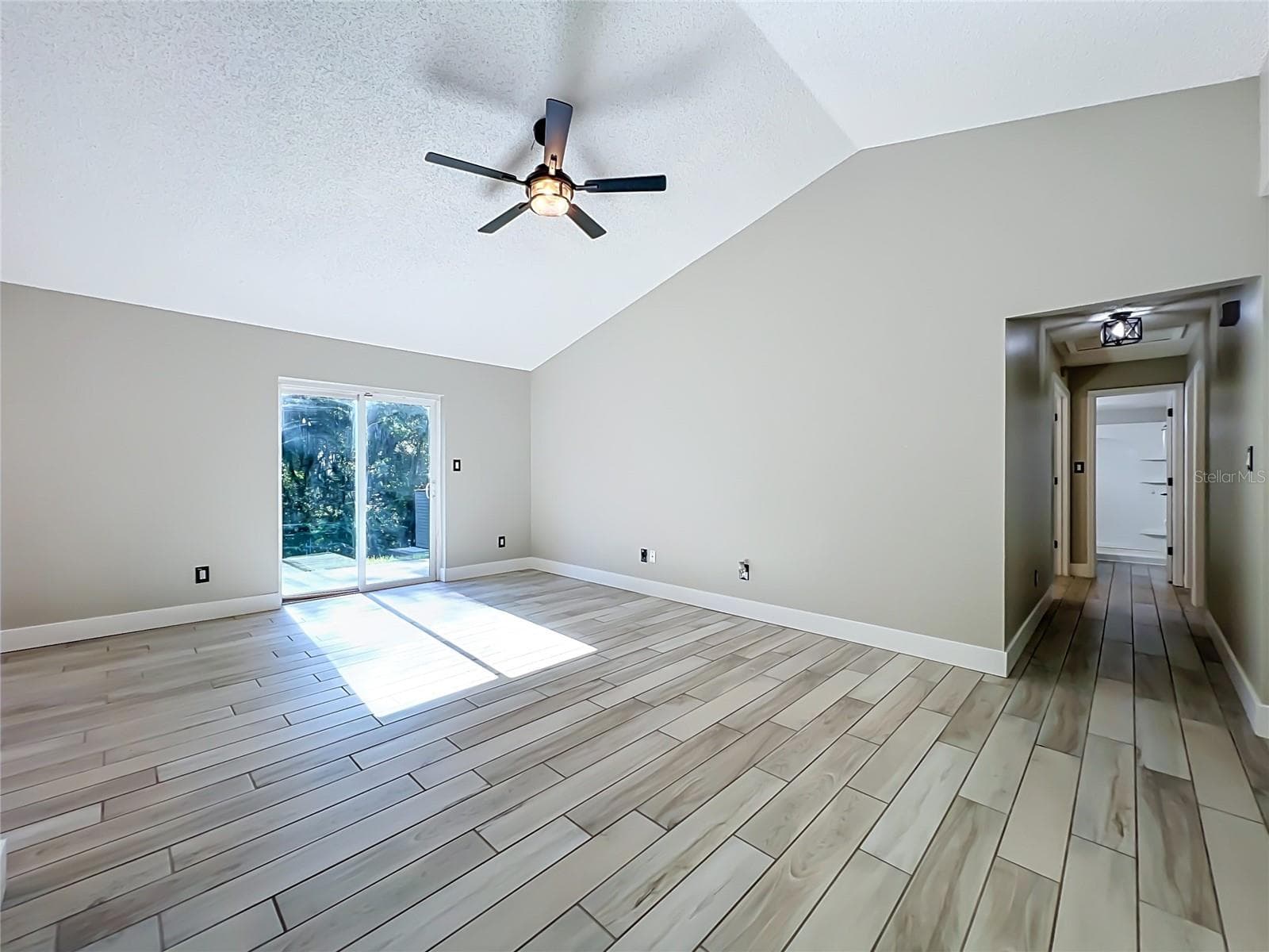 Single Family Residence at 5915 GROVELINE DR, ORLANDO, photo 9 of 71