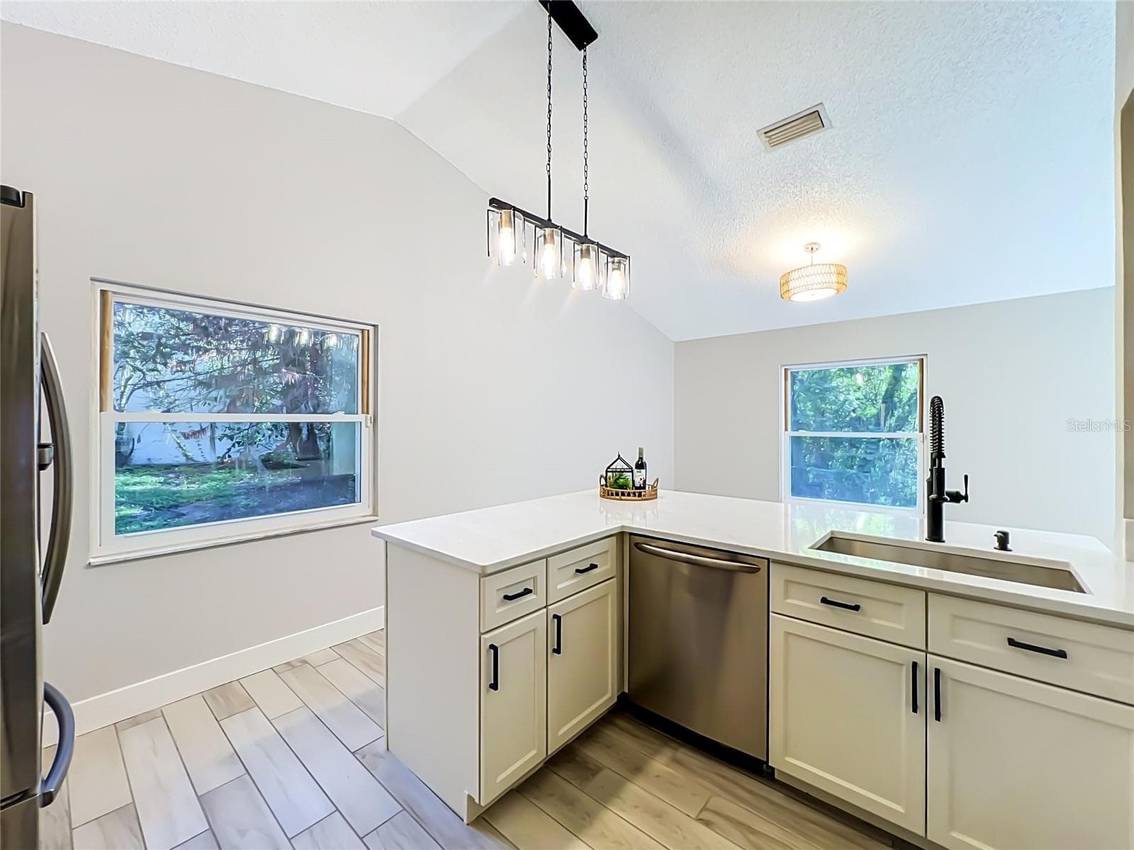 Single Family Residence at 5915 GROVELINE DR, ORLANDO, photo 24 of 71