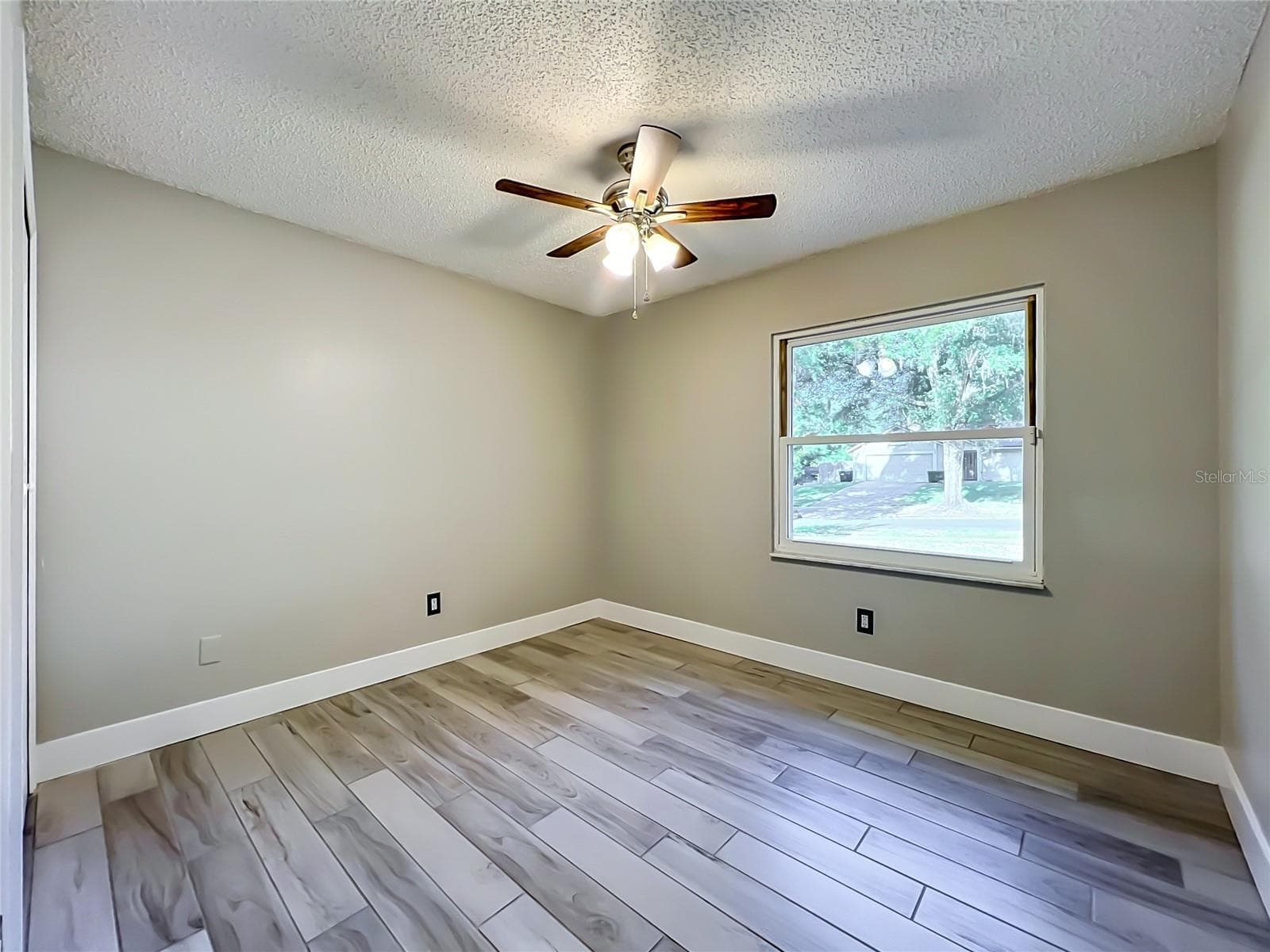Single Family Residence at 5915 GROVELINE DR, ORLANDO, photo 40 of 71