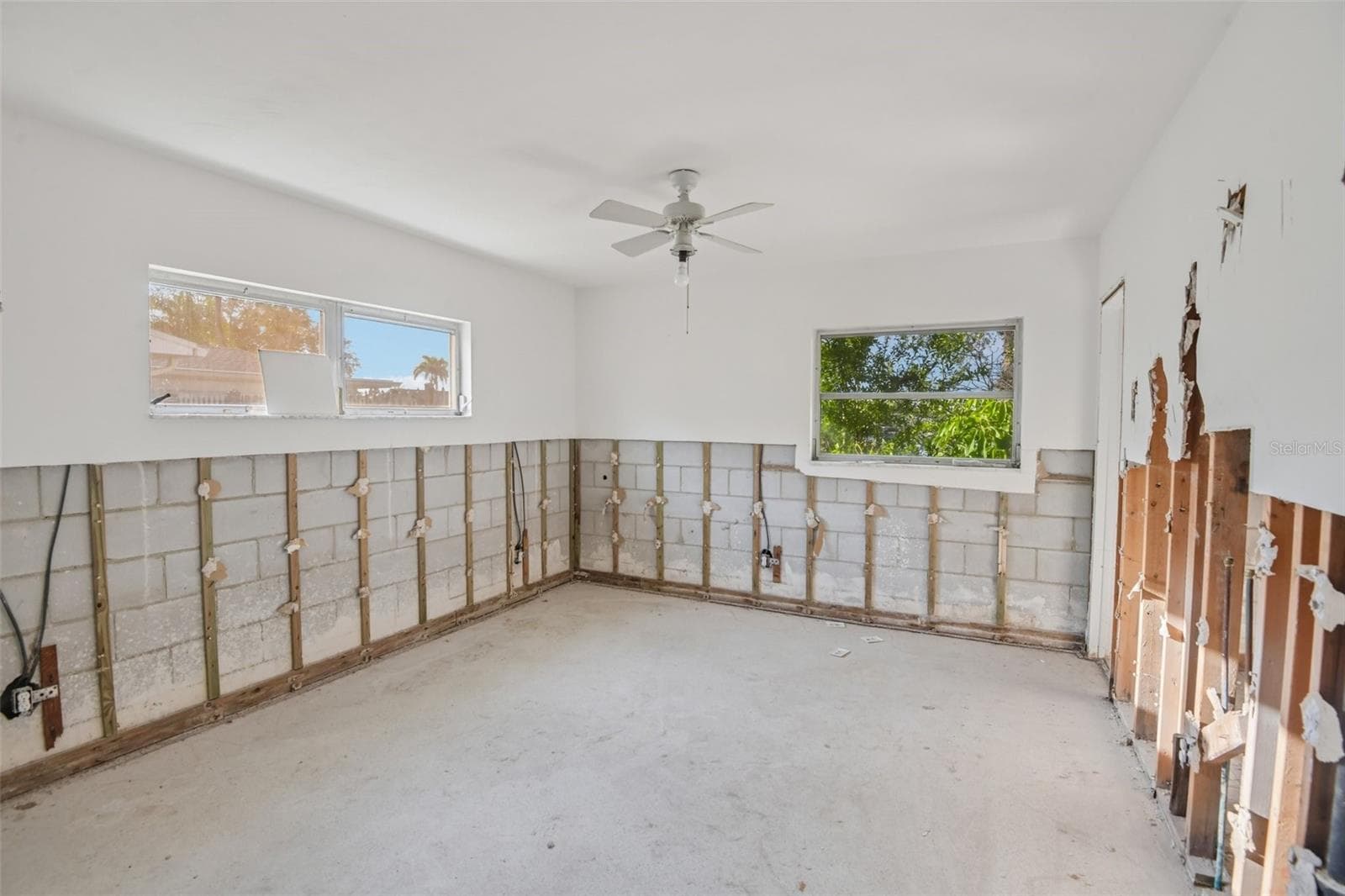 Single Family Residence at 4008 DANA SHORES DR, TAMPA, photo 8 of 20