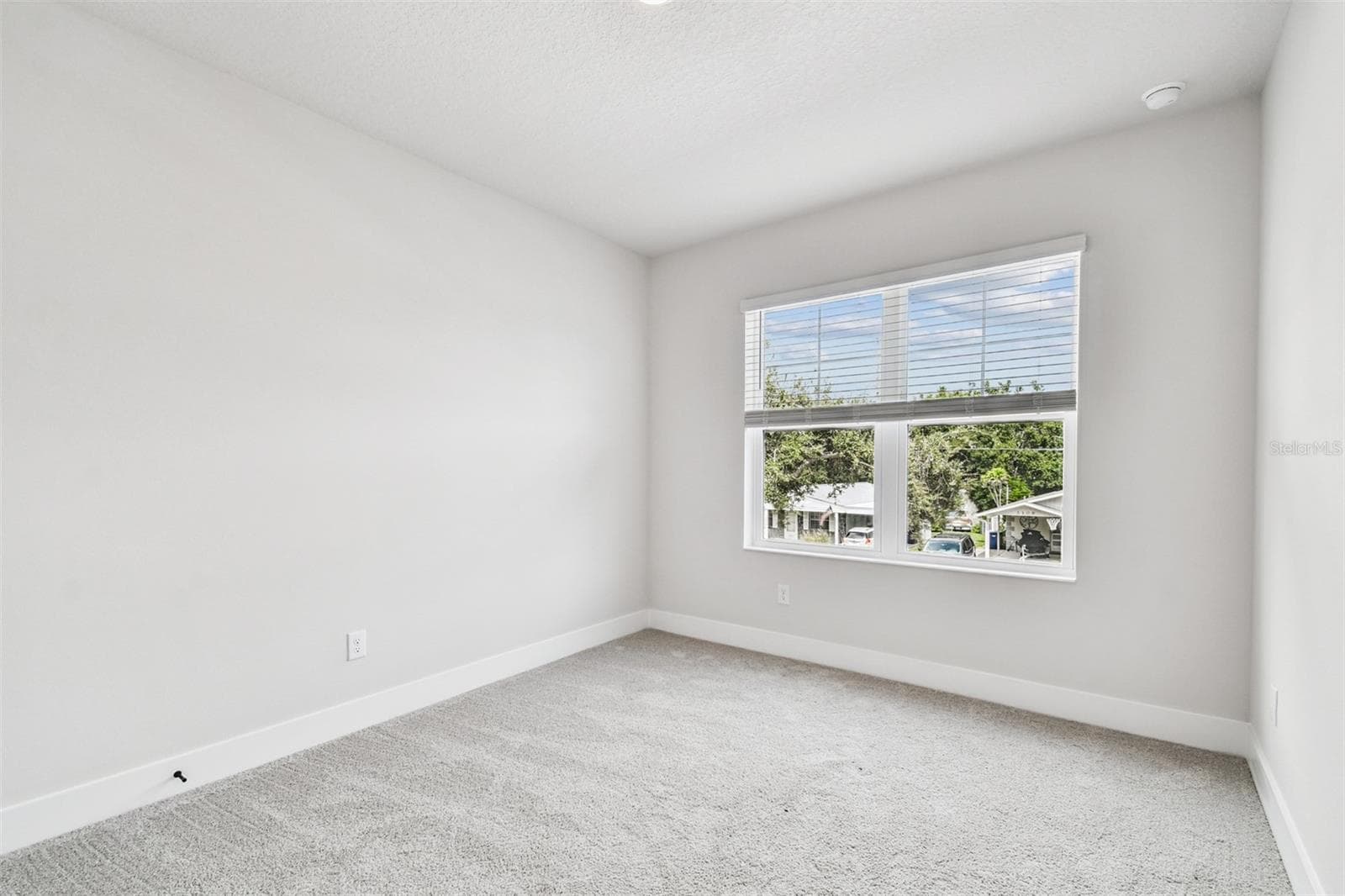 Retreat **Photos are of a Similar Home - 811 W ORIENT ST, TAMPA