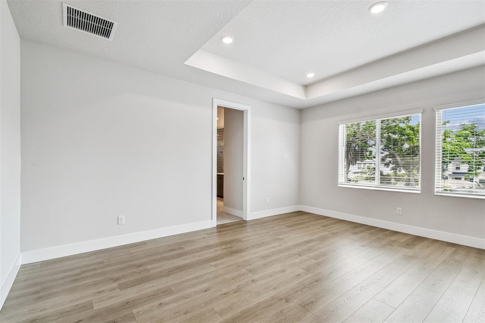 Owner's Retreat **Photos are of a Similar Home - 811 W ORIENT ST, TAMPA