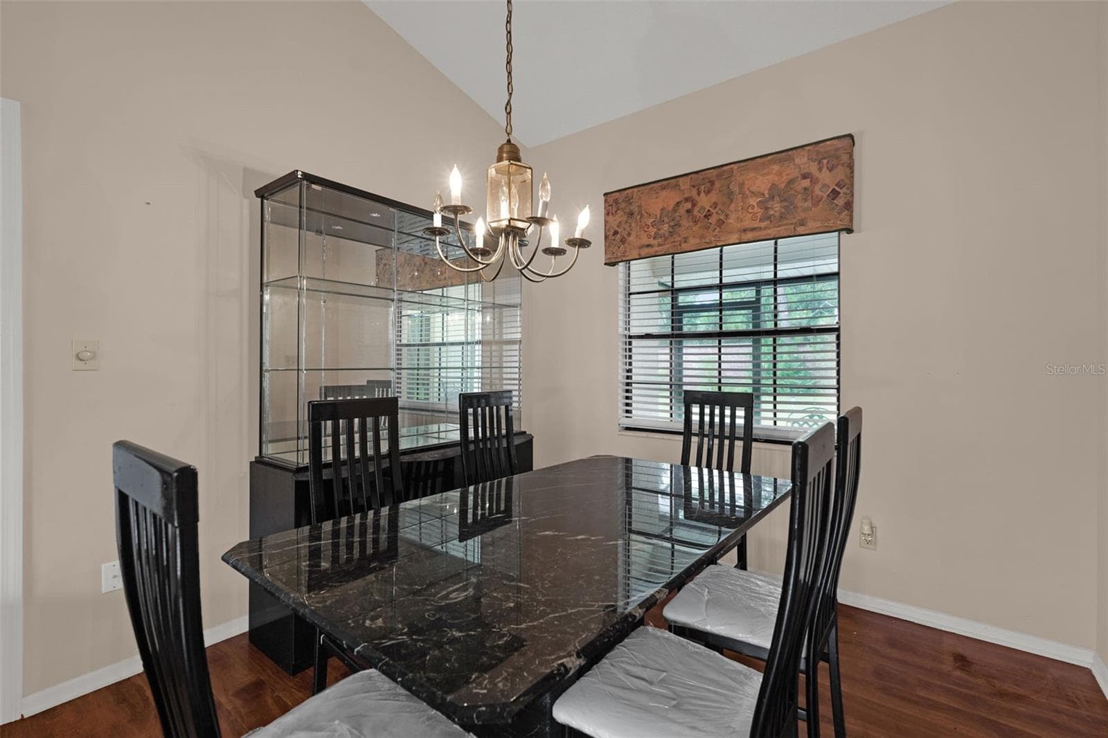 Single Family Residence at 3044 CRESTED CIR, ORLANDO, photo 15 of 38