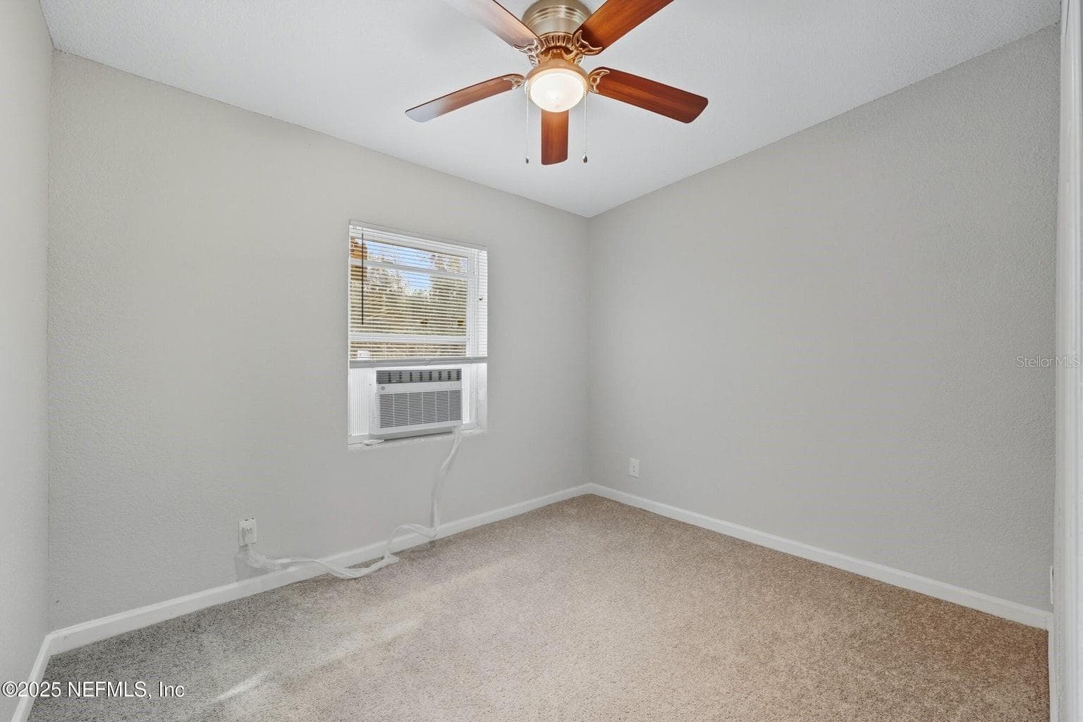 Room - 5306 PARIS AVE, JACKSONVILLE