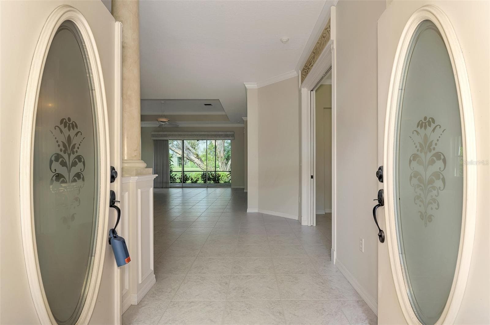Single Family Residence at 625 MISTY PINE DR, VENICE, photo 4 of 49