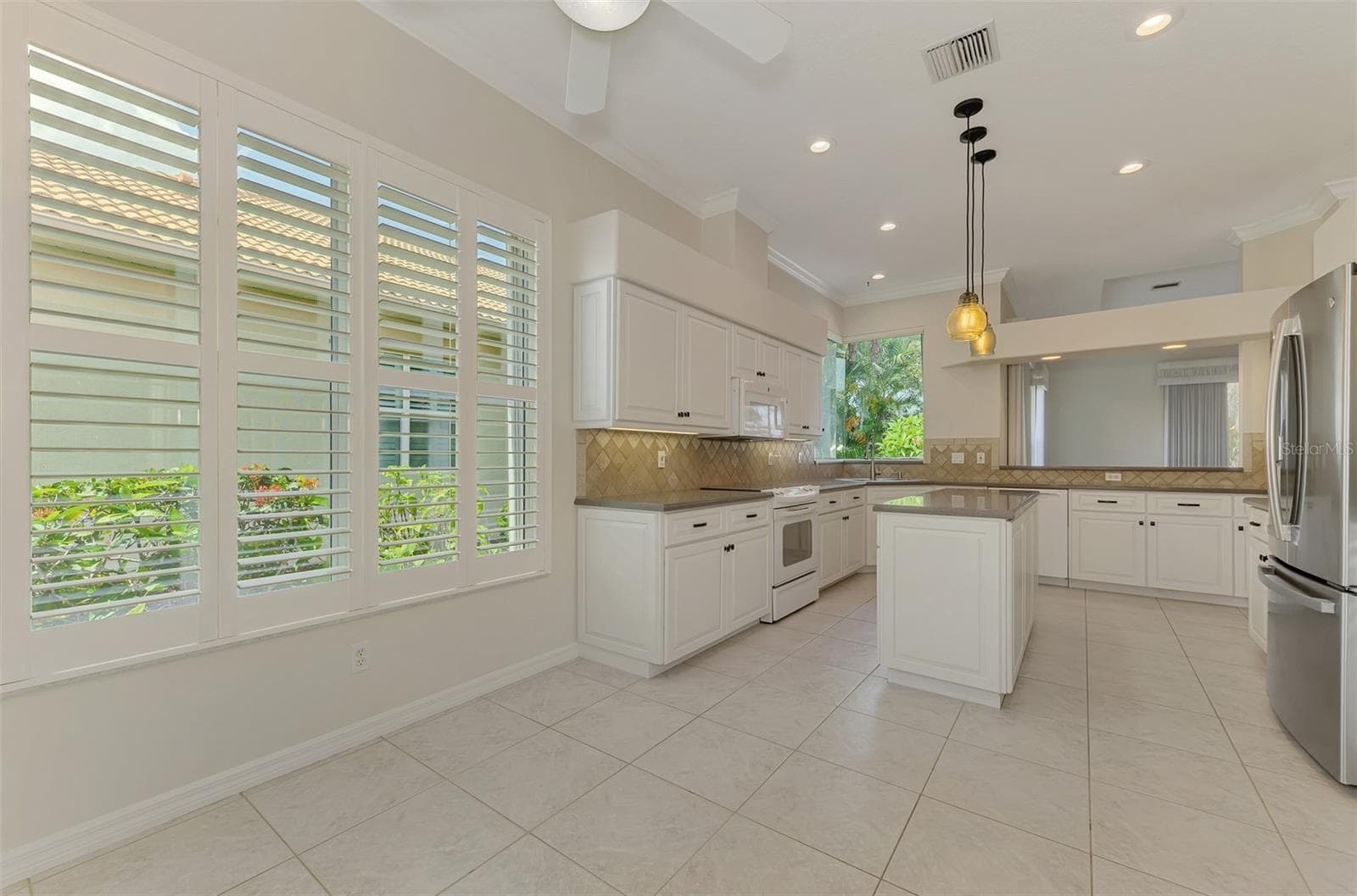 Single Family Residence at 625 MISTY PINE DR, VENICE, photo 29 of 49