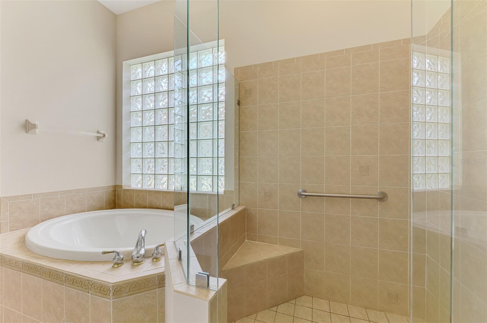 Single Family Residence at 625 MISTY PINE DR, VENICE, photo 36 of 49