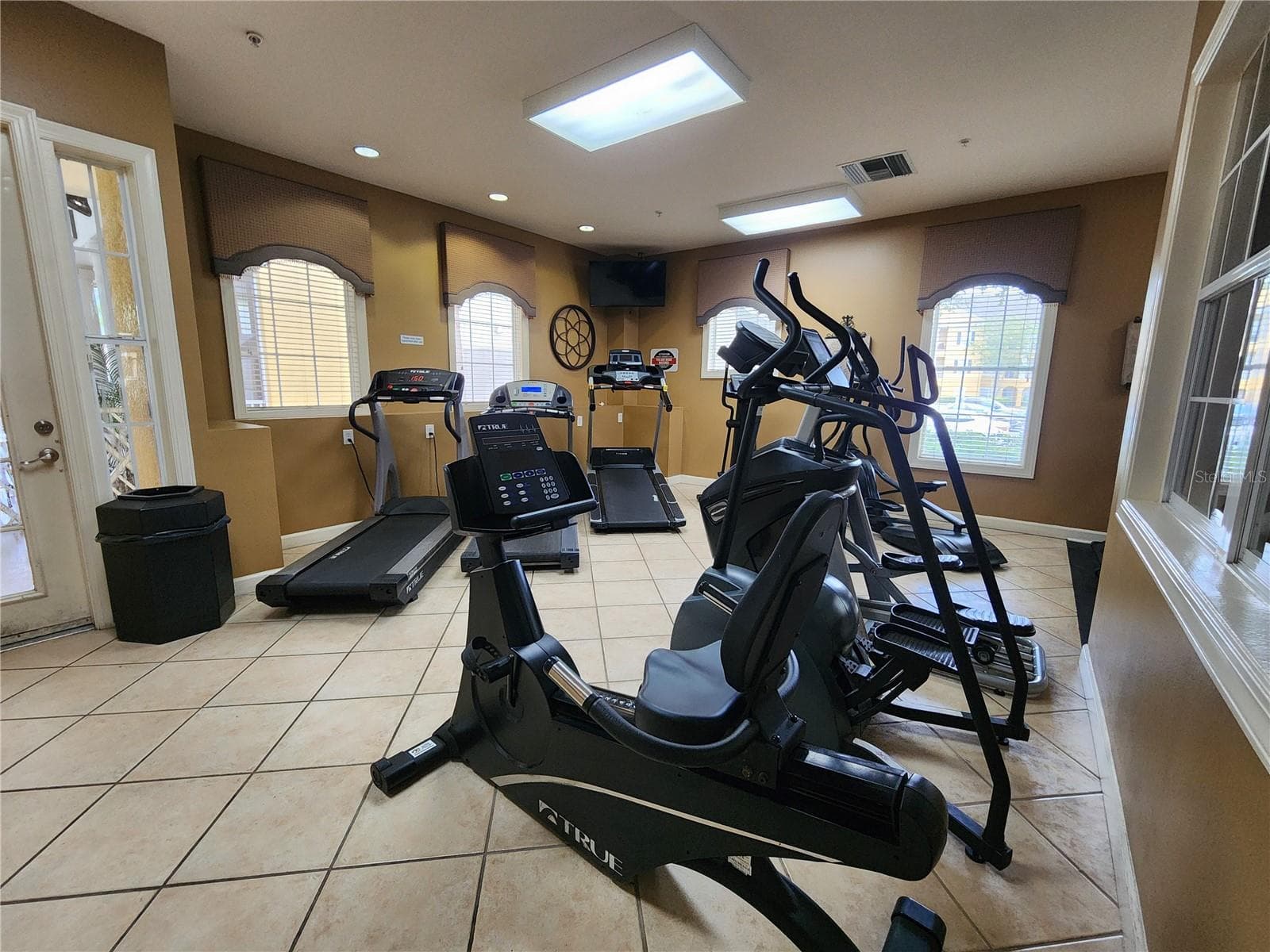 Condominium at 3621 CONROY RD #726, ORLANDO, photo 42 of 47
