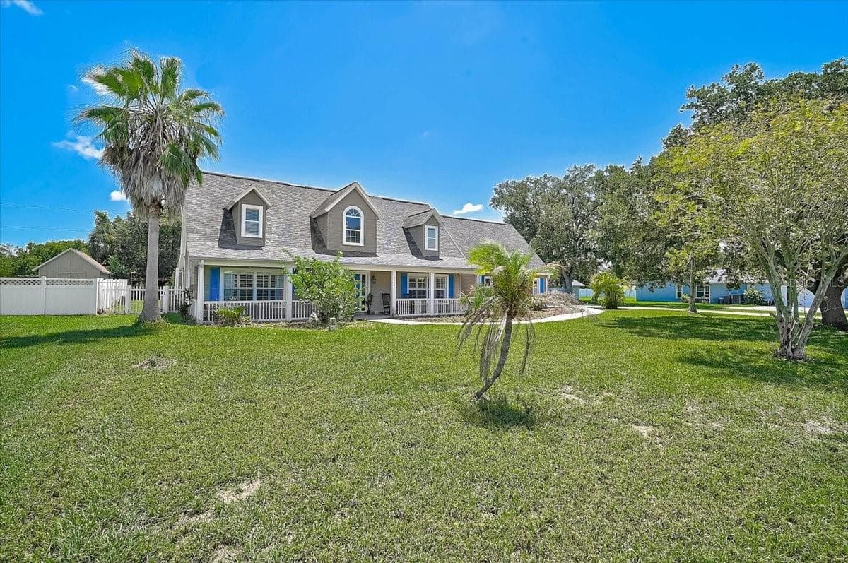 Single Family Residence at 8814 RIVERLACHEN WAY, RIVERVIEW, photo 8 of 70