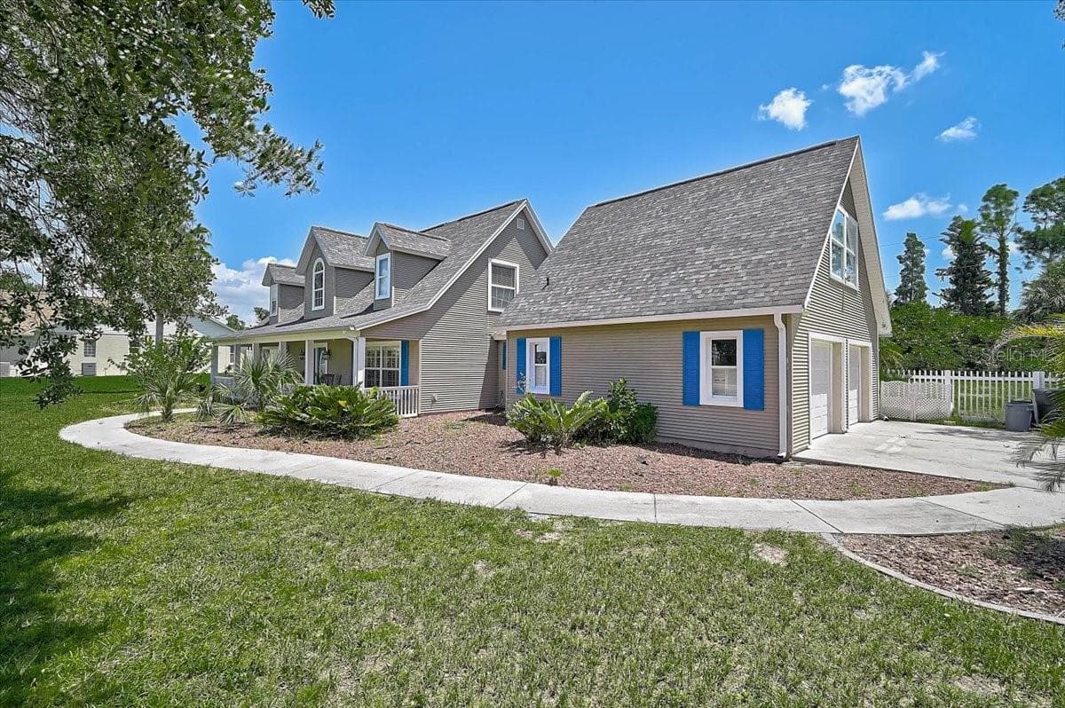 Single Family Residence at 8814 RIVERLACHEN WAY, RIVERVIEW, photo 9 of 70