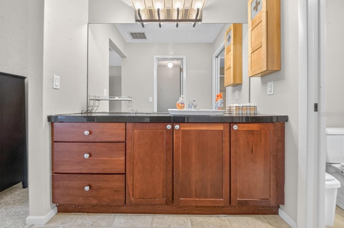 Townhouse at 11 INDIAN TRL, ORMOND BEACH, photo 22 of 60