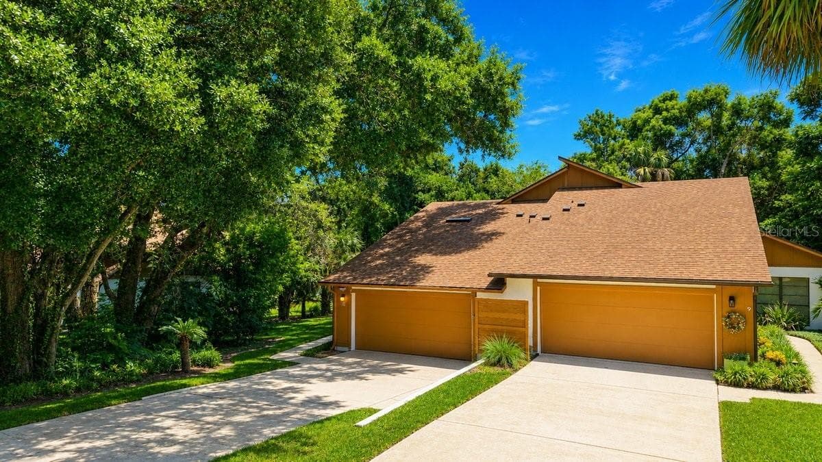 Townhouse at 11 INDIAN TRL, ORMOND BEACH, photo 50 of 60