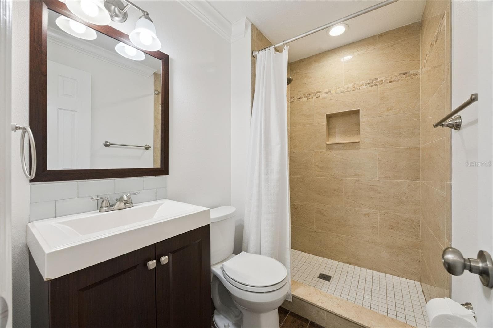 Condominium at 210 MAGNOLIA RD #207, MAITLAND, photo 31 of 56