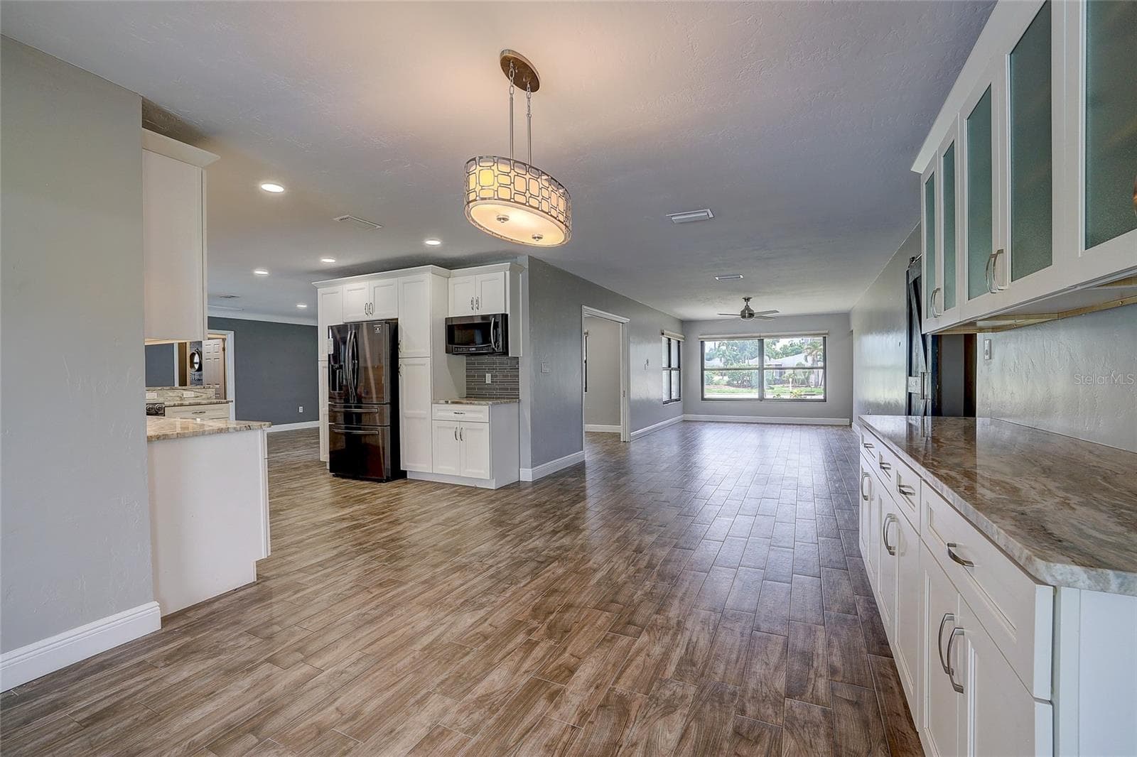Single Family Residence at 323 SUWANEE AVE, SARASOTA, photo 32 of 71