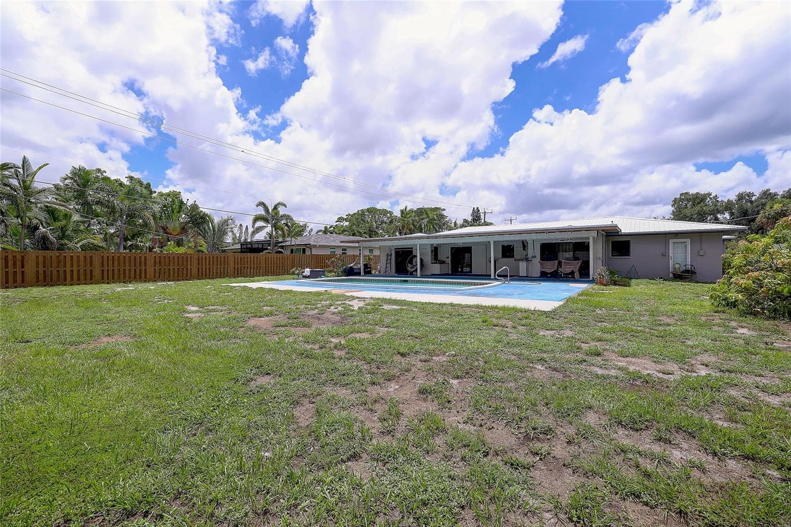 Single Family Residence at 323 SUWANEE AVE, SARASOTA, photo 67 of 71