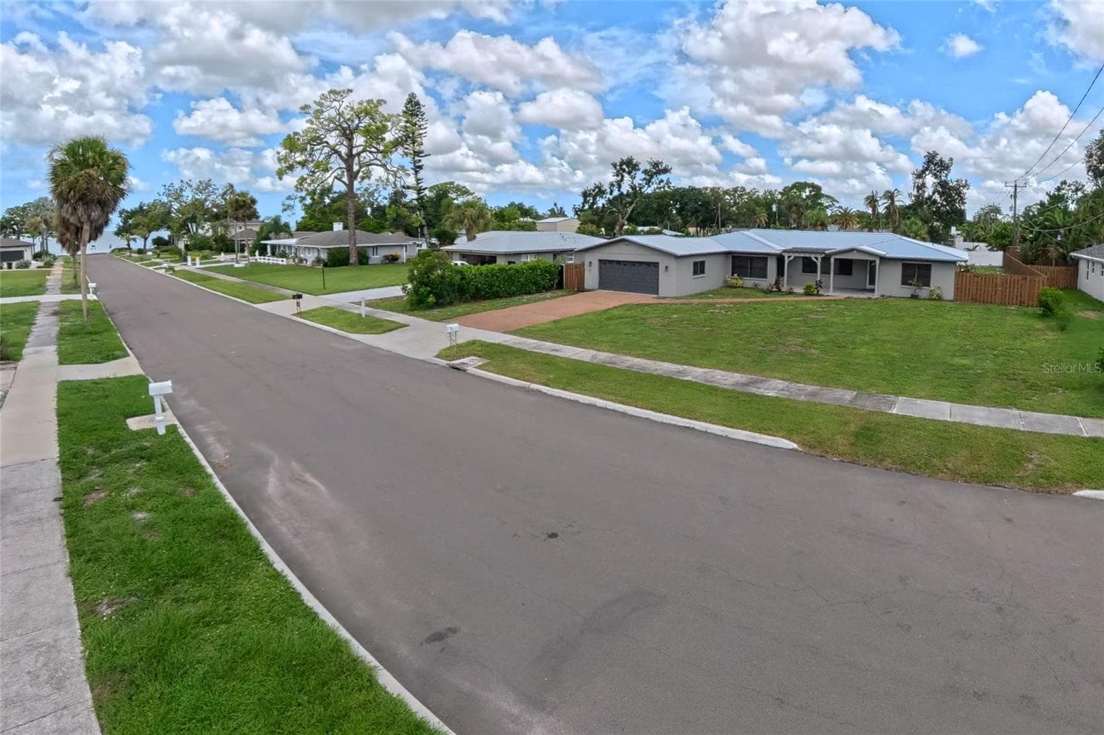 Single Family Residence at 323 SUWANEE AVE, SARASOTA, photo 70 of 71