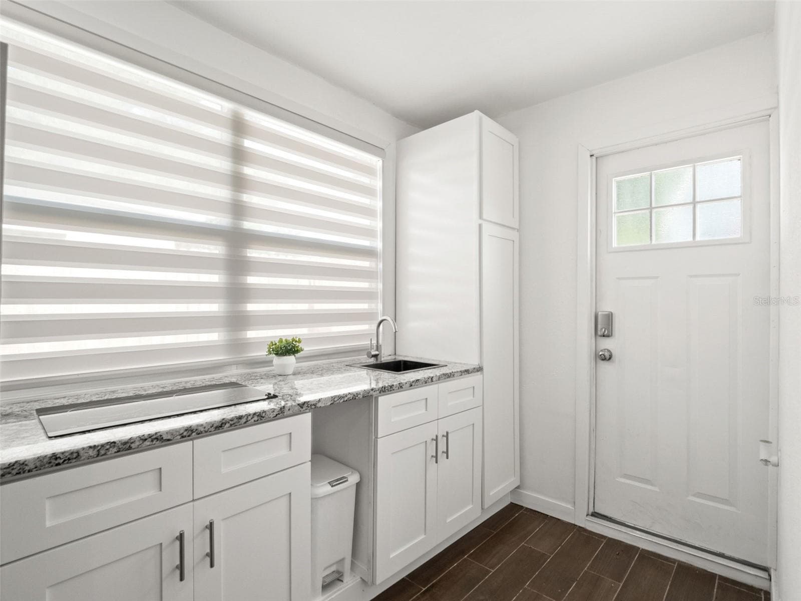 In-law kitchenette - 3813 EDLAND DR, ORLANDO