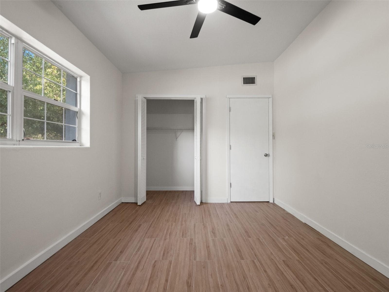 Main house Bedroom - 3813 EDLAND DR, ORLANDO
