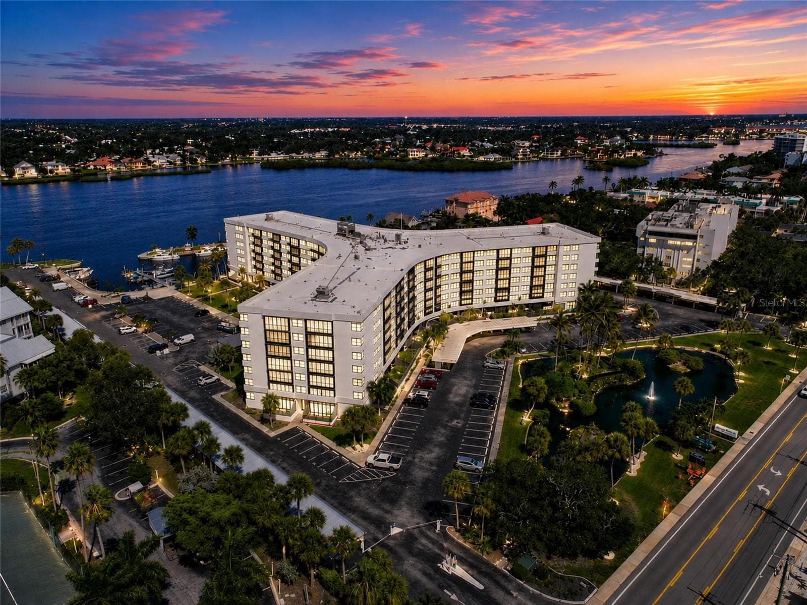 Beautiful Sunset over the community - 5855 MIDNIGHT PASS RD #222, SARASOTA