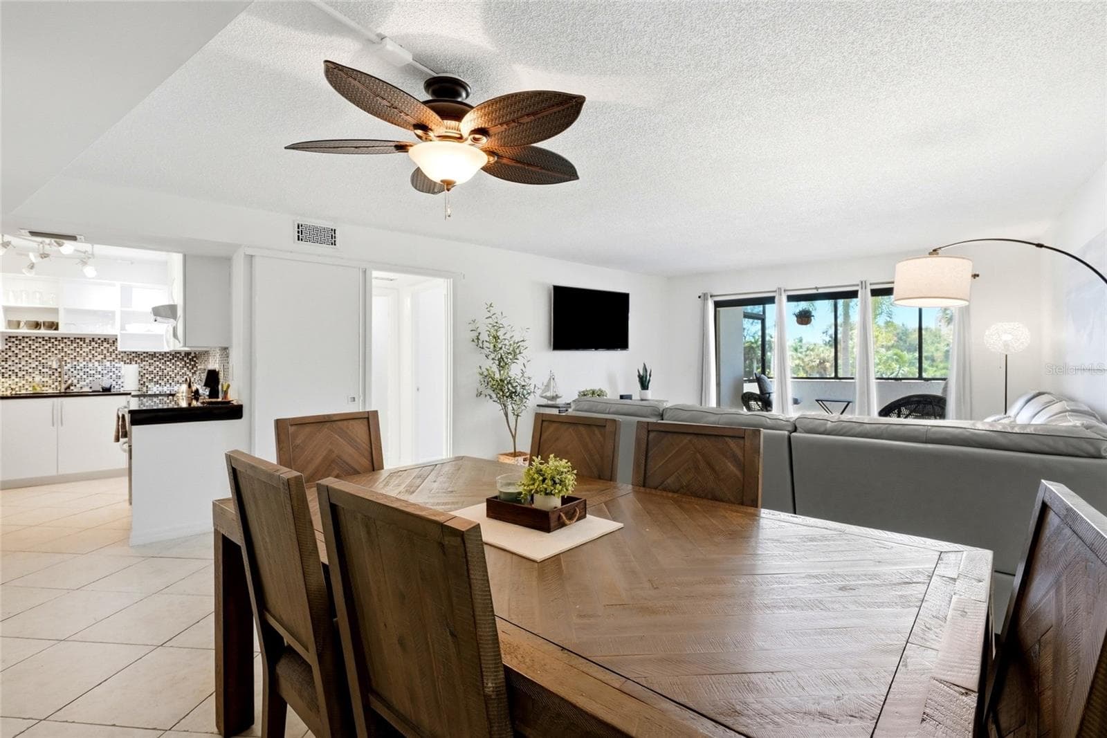 Dining Room - 5855 MIDNIGHT PASS RD #222, SARASOTA