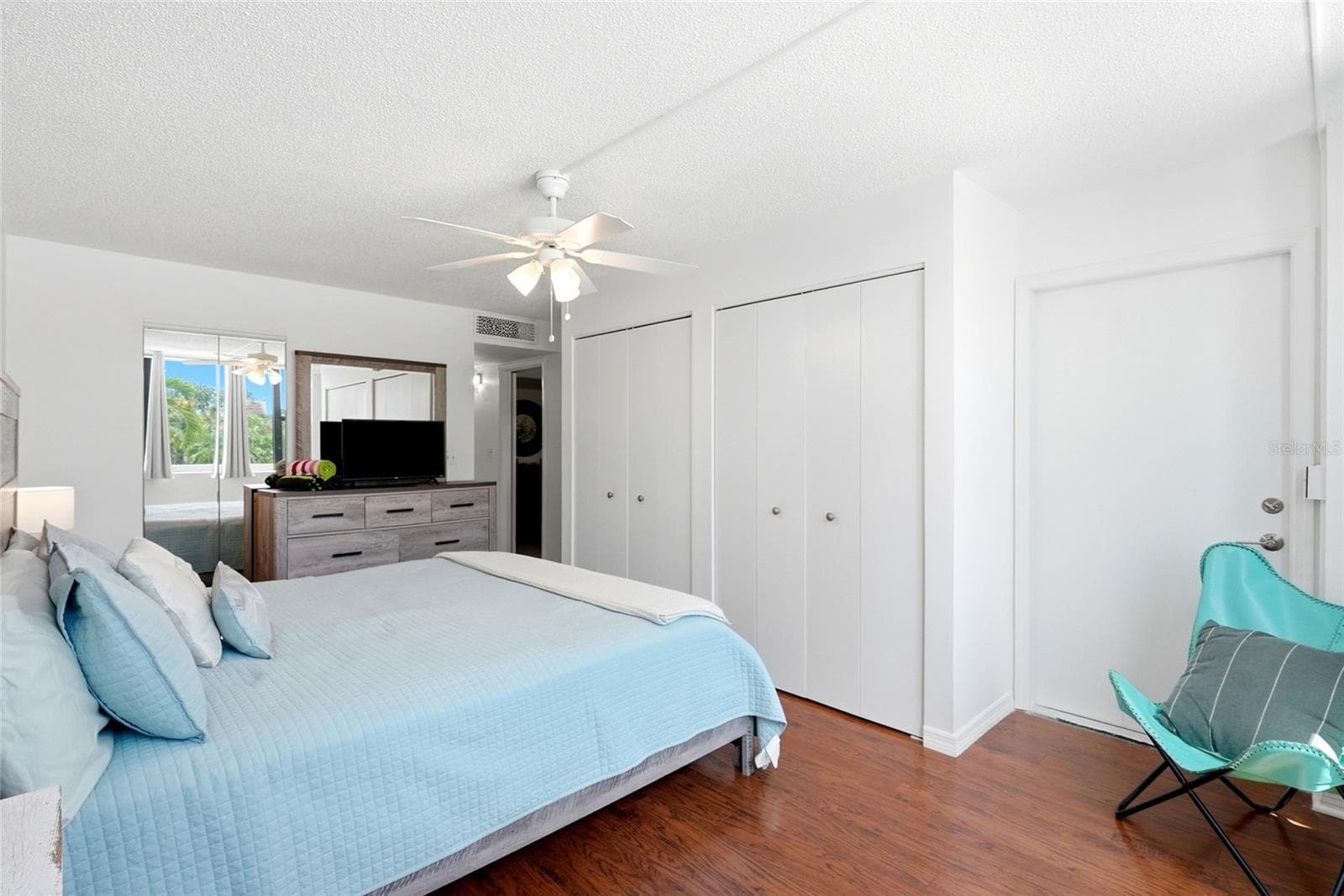 Primary Bedroom with walk-in closet - 5855 MIDNIGHT PASS RD #222, SARASOTA